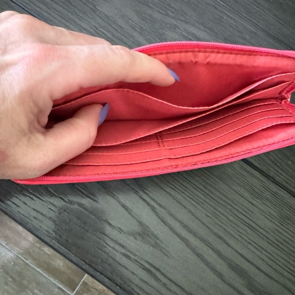 Coach Jacquard Signature Tan W/Coral Pink Trim Wallet - Picture 8 of 14